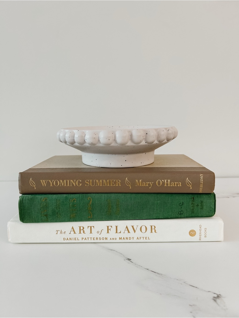 Modern Speckled Ceramic Pedestal Bowl | Decorative Tray Catchall